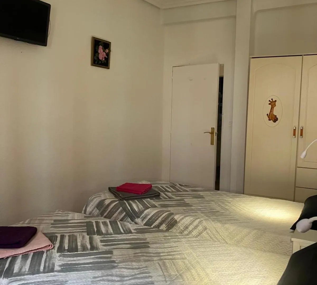 Virgen Del Rio Appartement Pamplona 0*,  Spanje
